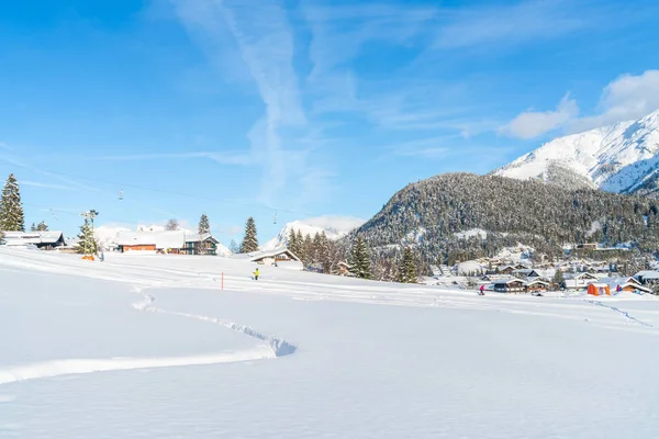 Seefeld, Avusturya - 12 Ocak 2019: Seefeld in Tirol Innsbruck yaklaşık 17 km bulunan Avusturya Bu kış spor binaları için bilinen en popüler turistik merkezlerinden biridir