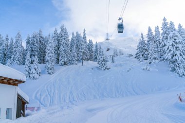 Kar kış manzara görünümünü Alps Seefeld in Tyrol, Avusturya Devlet kaplı. Kış Avusturya