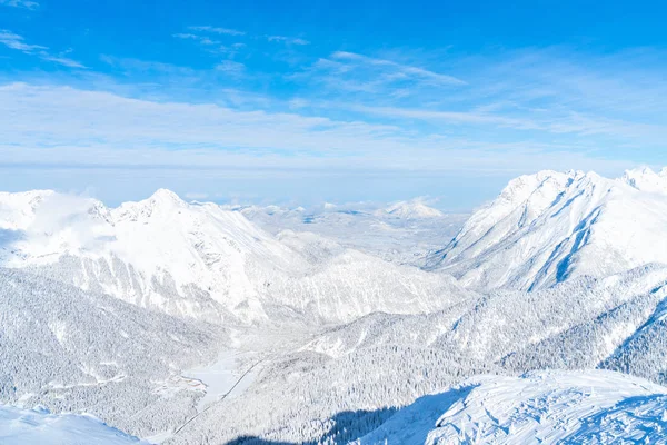 Utsikt Över Vinterlandskap Med Snö Täckta Alperna Seefeld Den Österrikiska — Stockfoto