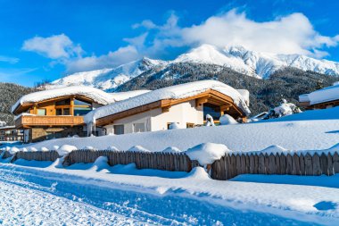 Güzel kış manzara karla kaplı ve Alpler Seefeld in Tyrol, Avusturya devlet ile. Kış Avusturya