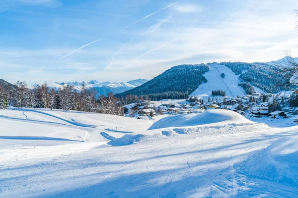 Paisaje Invernal Con Los Alpes Nevados Pendiente Ske Seefeld Estado — Foto de Stock