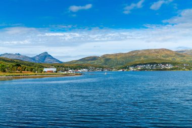 Troms İlçesi 'nde Kvaloya Adası 'nda Eidkjosen görünümü, Norveç