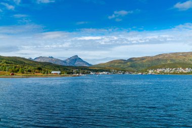 Troms İlçesi 'nde Kvaloya Adası 'nda Eidkjosen görünümü, Norveç