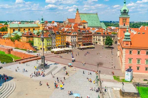 Warsaw Poland Iulie 2019 Vizitatorii Bucură Vară Orașul Vechi Din — Fotografie, imagine de stoc