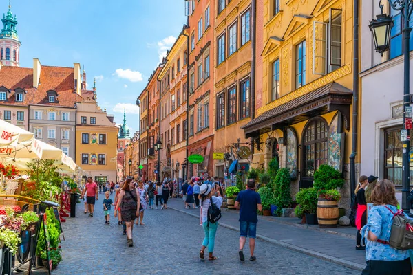 Warsaw Poland July 2019 Visitors Enjoy Summer Day Warsaw Old — Stock Photo, Image