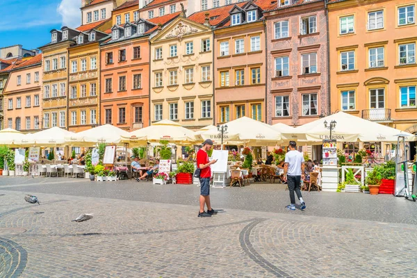 Warsaw Poland July 2019 Visitors Enjoy Summer Day Warsaw Old — Stock Photo, Image