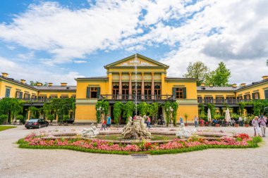 Bad Ischl, Avusturya - 07 Temmuz 2019: Büyük bir parkla çevrili Yukarı Avusturya'nın Bad Ischl kentinde ki Kaiser villası, İmparator Franz Joseph i ve Avusturya İmparatoriçesi Elisabeth'in yazlık eviydi..
