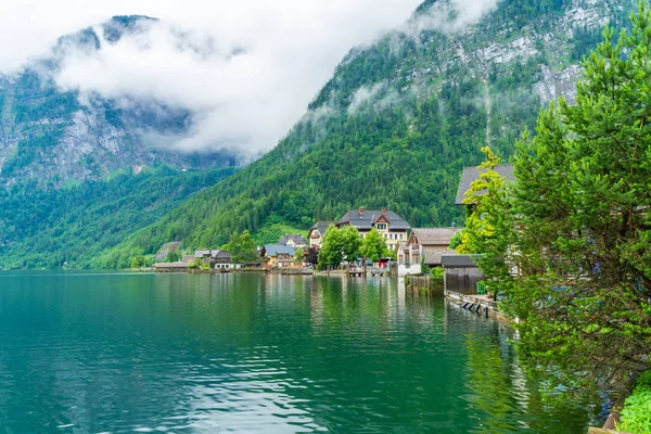 Widok Hallstatt Wioskę Nad Jeziorem Hallstatter Dzielnicy Gmuden Austriackim Regionie — Zdjęcie stockowe