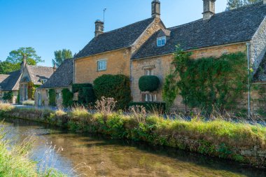 Aşağı Kesim - Gloucestershire Cotswold bölgesinde bir köy, İngiltere