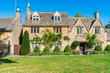 Aşağı Kesim - Gloucestershire Cotswold bölgesinde bir köy, İngiltere