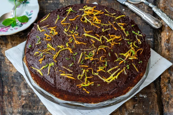 Oranje Maanzaad Cake Met Chocolade Ganache — Stockfoto