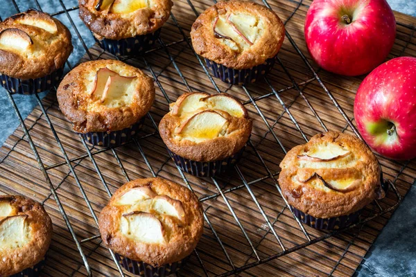 Muffins Manzana Caramelo Postre Dulce Para Tarde — Foto de Stock