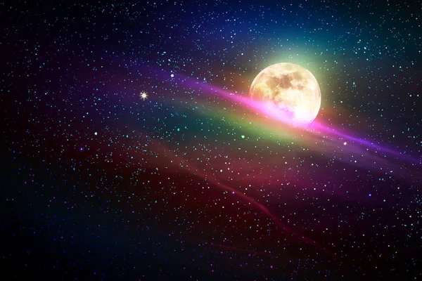 Luna llena con estrellas en el oscuro cielo nocturno . — Foto de Stock