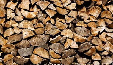 Soba için odun parçalarıyla arka plan veya doku simetrik .