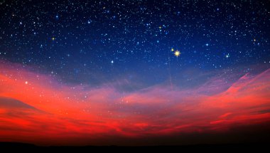 Gece gökyüzünde renkli yıldız ile. Soyut gökyüzü arka plan.