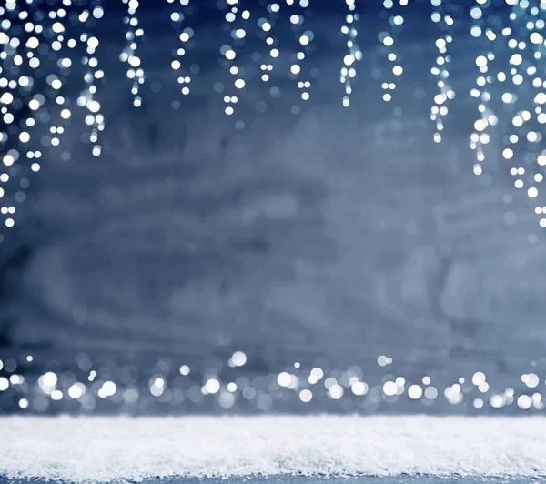 Natale grigio bokeh sfondo con luci vintage e neve . — Foto Stock