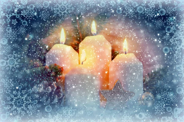 Four burning Advent candles and snowfall. Christmas background. — Stock Photo, Image