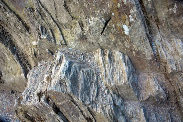 Hrubá struktura horského divokého kamene. Abstraktní kamenné pozadí. — Stock fotografie