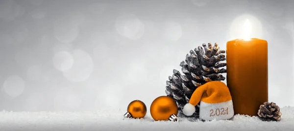 Feliz año nuevo 2021 fondo con sombrero de Santa Claus. — Foto de Stock