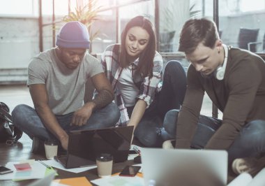 Meraklı çalışanları akıllı araçlar zahmetli