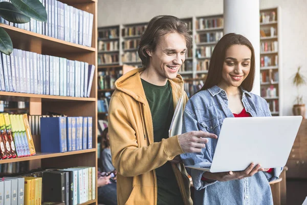 Pozitif öğrenciler laptop arıyorum