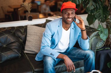 Olumlu erkek Mobile tarafından söz