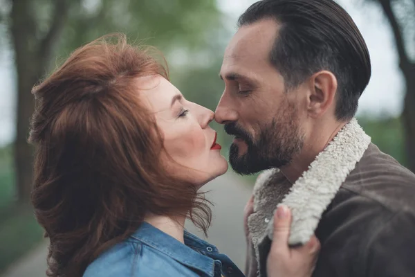 Loving couple bonding to each other outdoor — Stock Photo, Image