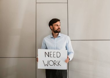 Konsantre icra yeni iş bulmak çalışıyor