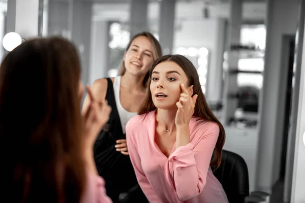 Waist Beautiful Lady Touching Her Makeup Looking Mirror While Smiling — Stock Photo, Image