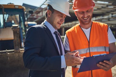 Proje Yöneticisi Oluşturucu ile açık konuşuyor