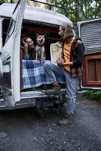 Couple of are resting at the nature — Stock Photo, Image