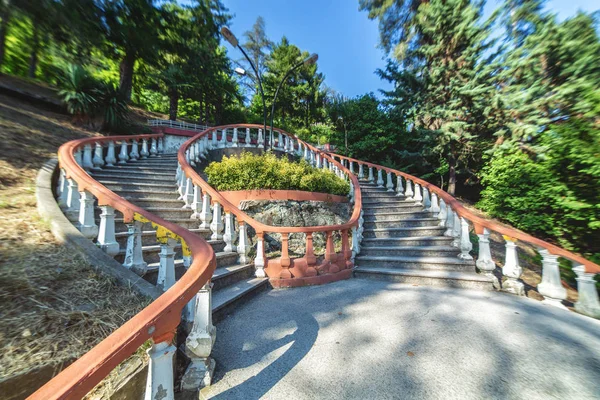 Termal Park manzarası, Yalova. Termal'in Türkiye'de populer kaplıcası var