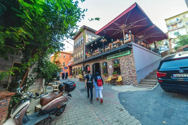 Güzel restoran ile Üsküdar ilçesinde geleneksel sokak