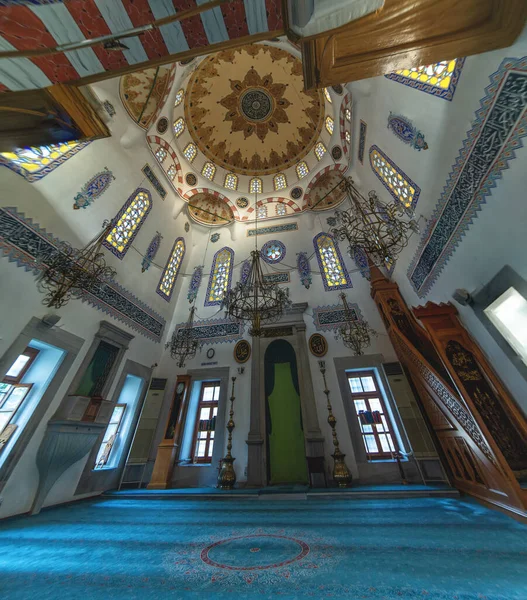 Interiorul moscheii Seb Sefa Hatun, moscheea otomană veche — Fotografie, imagine de stoc