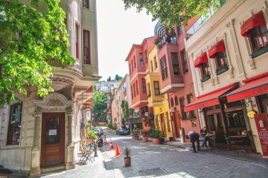 Geleneksel Kuzguncuk evleri Uskudar ilçesinde, Istnabul