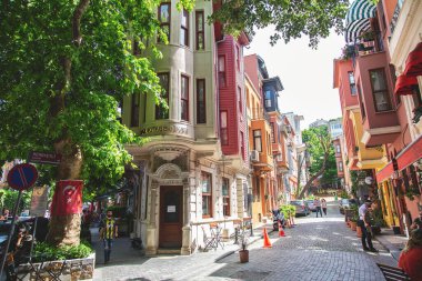 Geleneksel Kuzguncuk evleri Uskudar ilçesinde, Istnabul