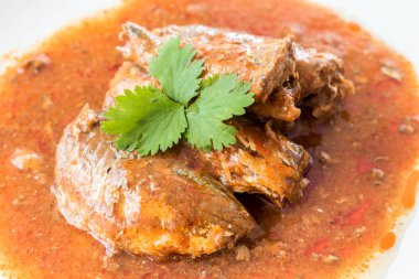 Domates Soslu Uskumru