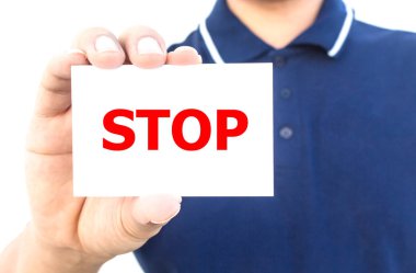 Adam el dur beyaz arka plan üzerinde izole işareti gösterilen