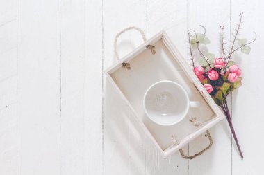 Fincan kahve ve çiçek ahşap tablo