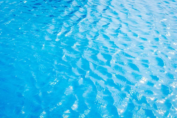 Mavi Ayrıntı Ile Yüzme Havuzu — Stok fotoğraf
