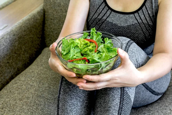 Fit Healthy Woman Eating Fresh Salad — Stock Photo, Image