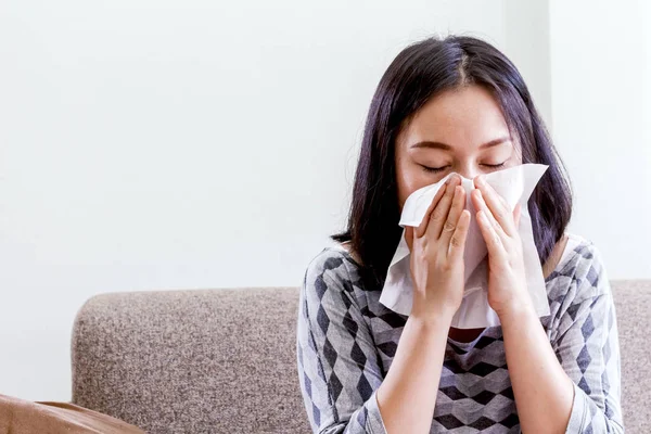 Sick Woman Blowing Her Nose Tissues — Stock Photo, Image
