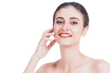 güzel bir kadın yüzü üzerinde beyaz izole