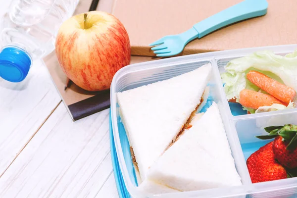 Almuerzo Con Verduras Rebanada Pan Para Almuerzo Escolar Saludable Mesa — Foto de Stock