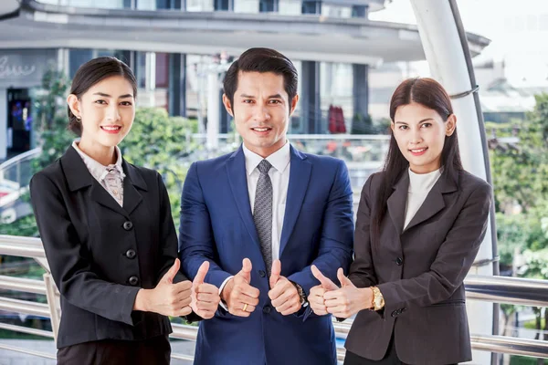 Trabajo Equipo Negocios Mostrar Pulgar Hacia Arriba —  Fotos de Stock