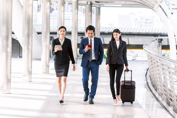 Grup iş takım street yürüyüş