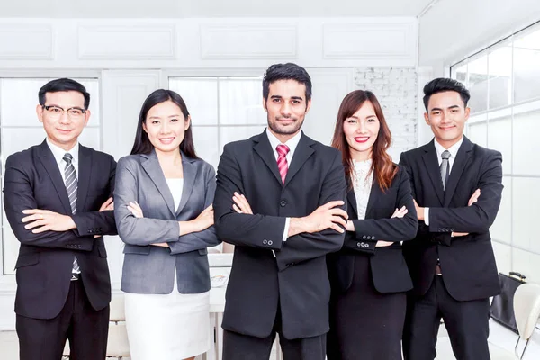 Profesyonel iş erkek ve kadın ofiste