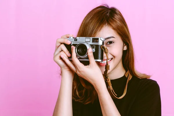 Fashion Photo Young Girl Taking Picture Camera Pink Background — Stock Photo, Image