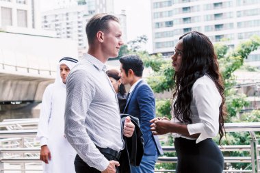 Konuşma ve çalışma grubu iş ortakları