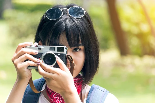Asian Woman Taking Picture Camera — Stock Photo, Image
